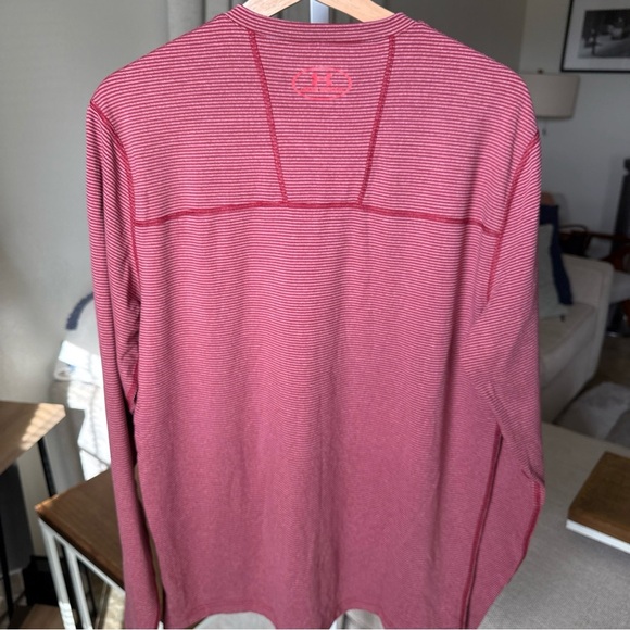 Under Armour Men’s L/S Coldgear Red Shirt Hairline Striped Fitted Stretch Tee L - Picture 8 of 15